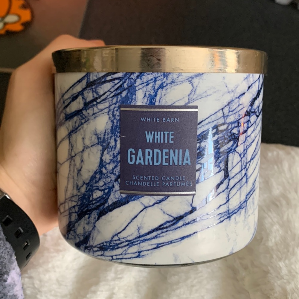 White Gardenia 3-Wick Candle | Bath & Body Works